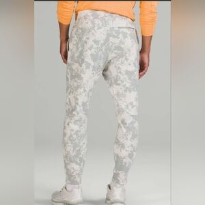 Lululemon Men's City Sweat Jogger Gray/ White Camouflage. Size S